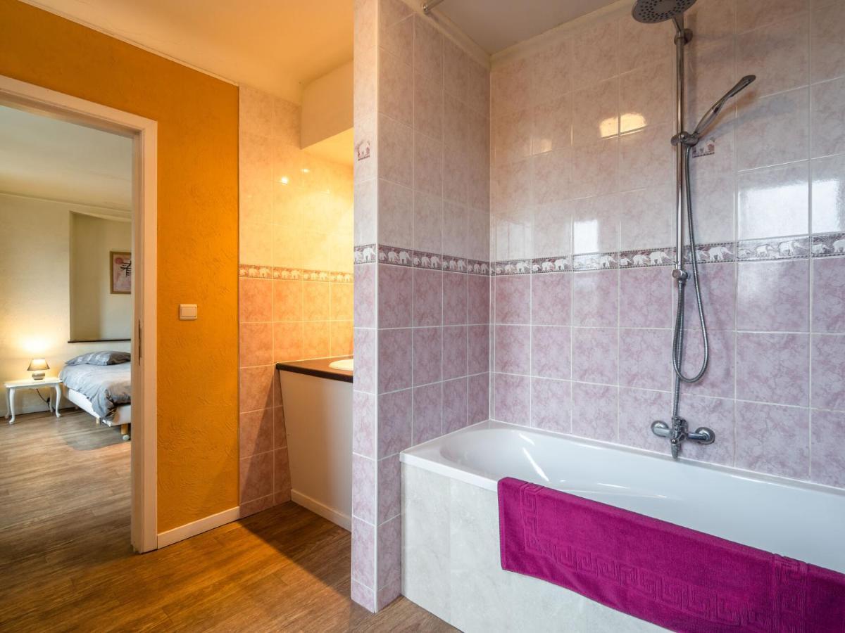 Modern Holiday Home In Sourbrodt With Private Pool 와이메스 외부 사진