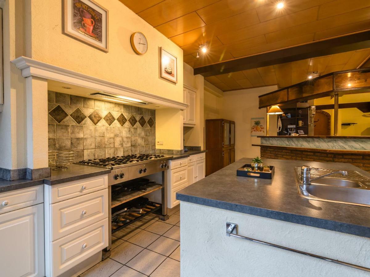 Modern Holiday Home In Sourbrodt With Private Pool 와이메스 외부 사진